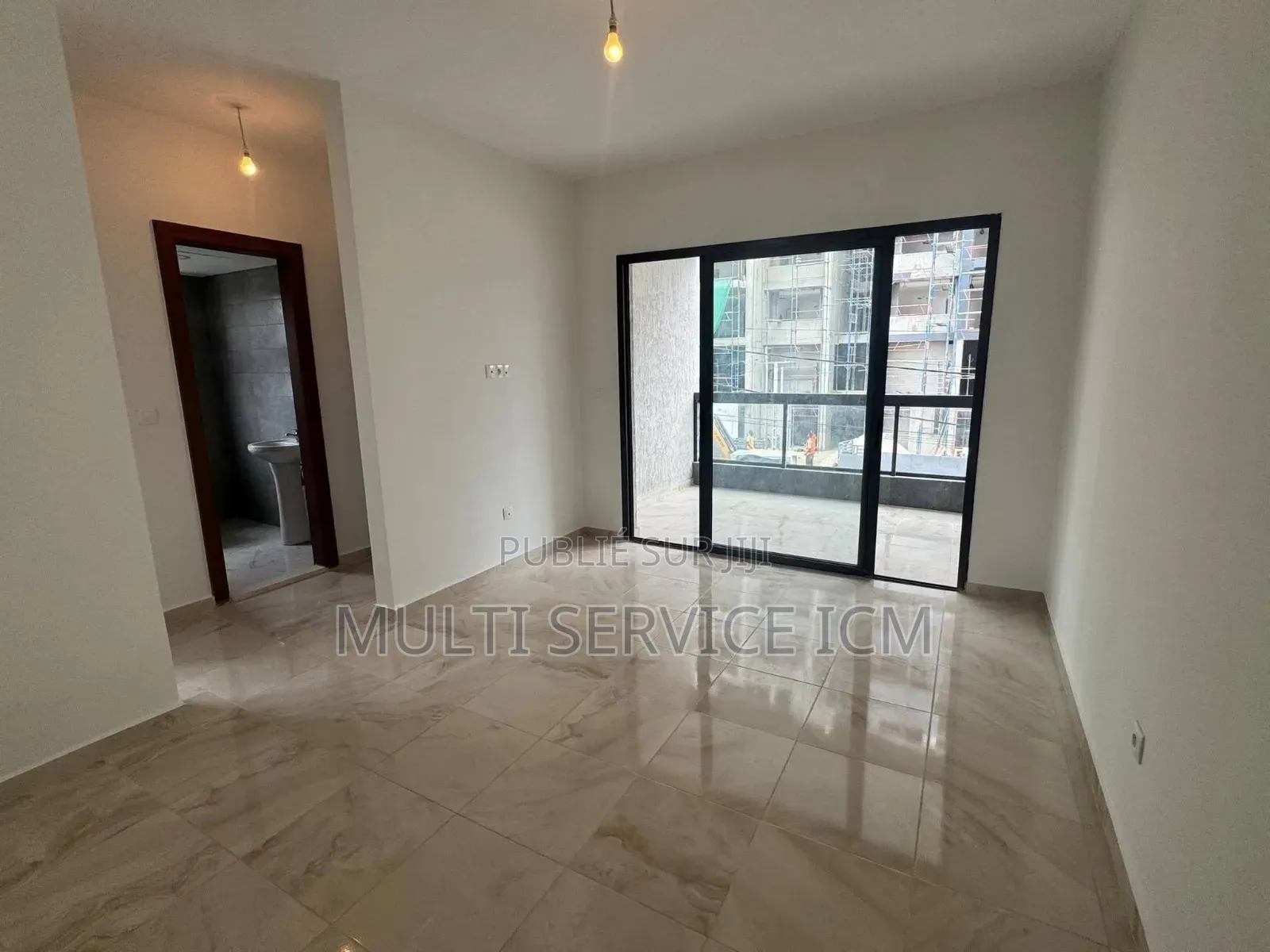 3chbre Duplex dans Rivera Mpouto, Cocody à Vendre