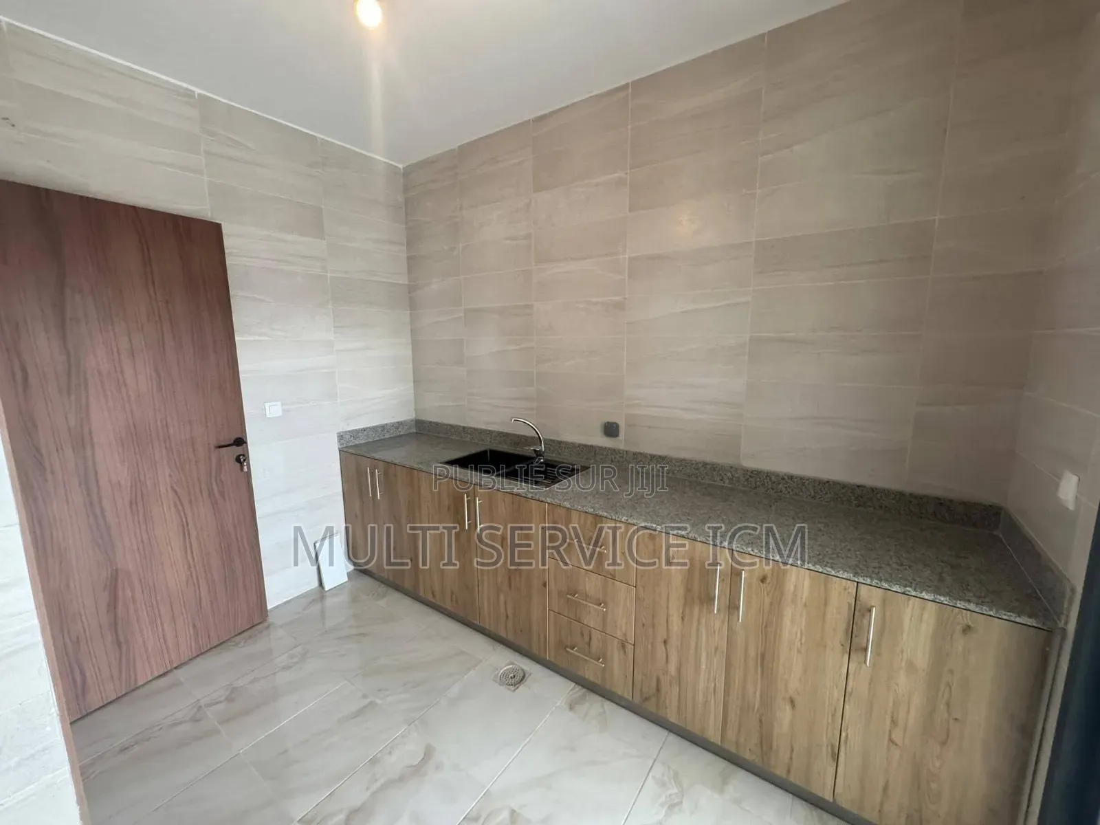 3chbre Duplex dans Rivera Mpouto, Cocody à Vendre