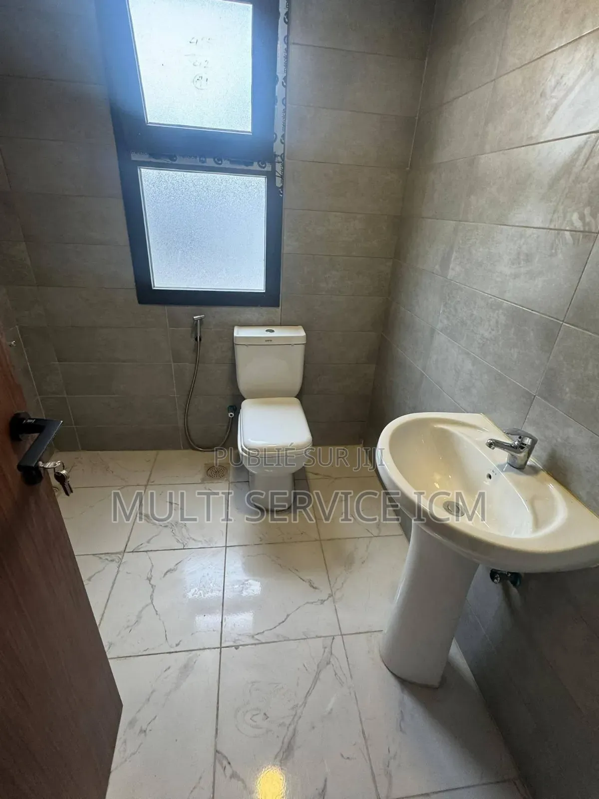 3chbre Duplex dans Rivera Mpouto, Cocody à Vendre