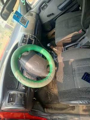 Toyota Corolla 2000 Orange