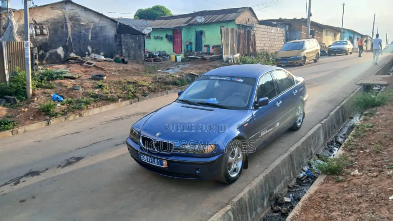 BMW 318ti 2002 Blue