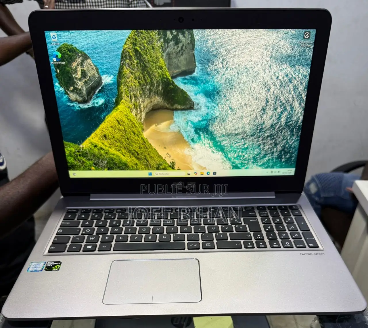 Ordinateur Portable Asus A42JV 8GB AMD Ryzen 7 SSD 256GB