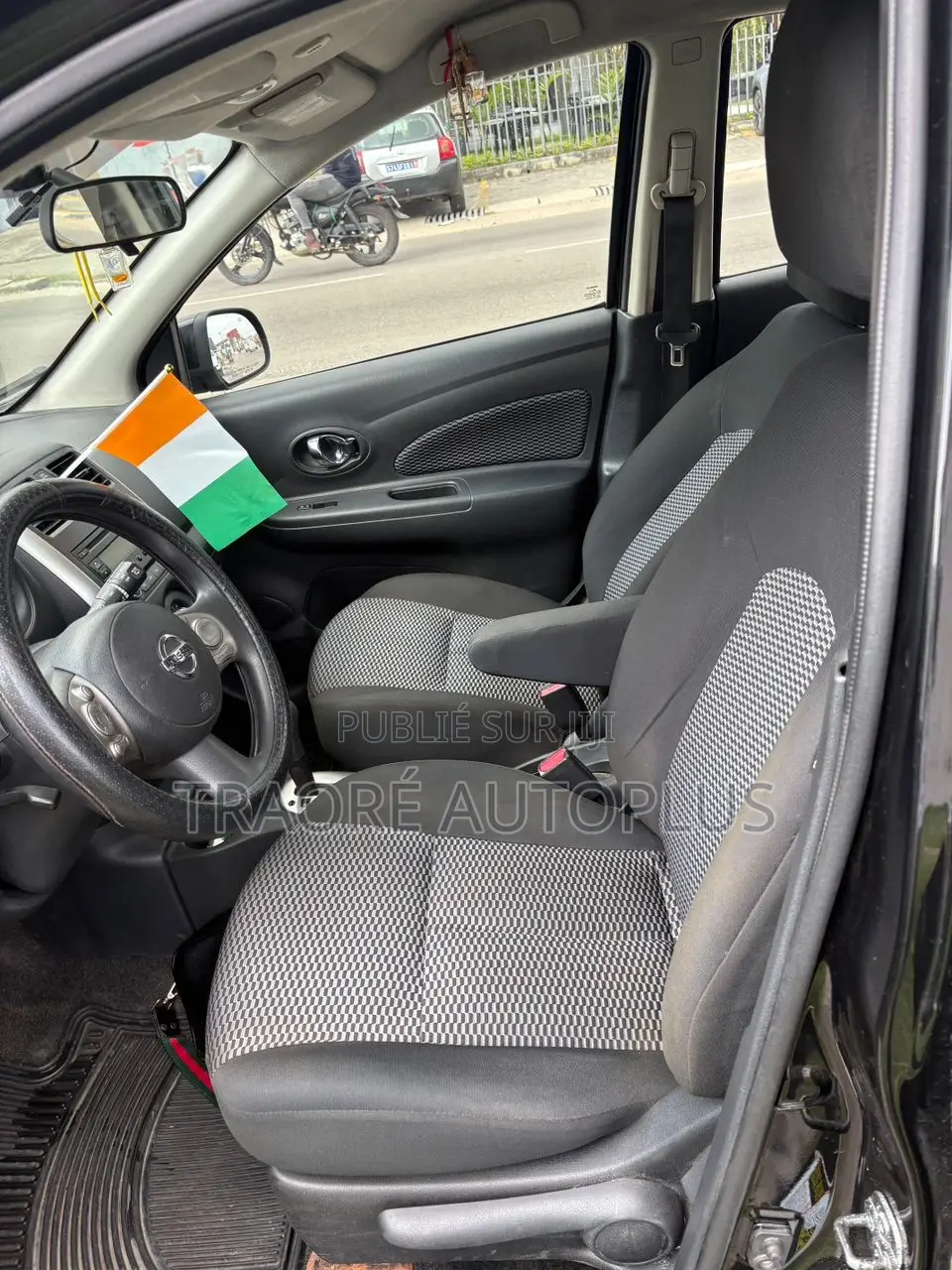 Nissan Micra 2017 Black