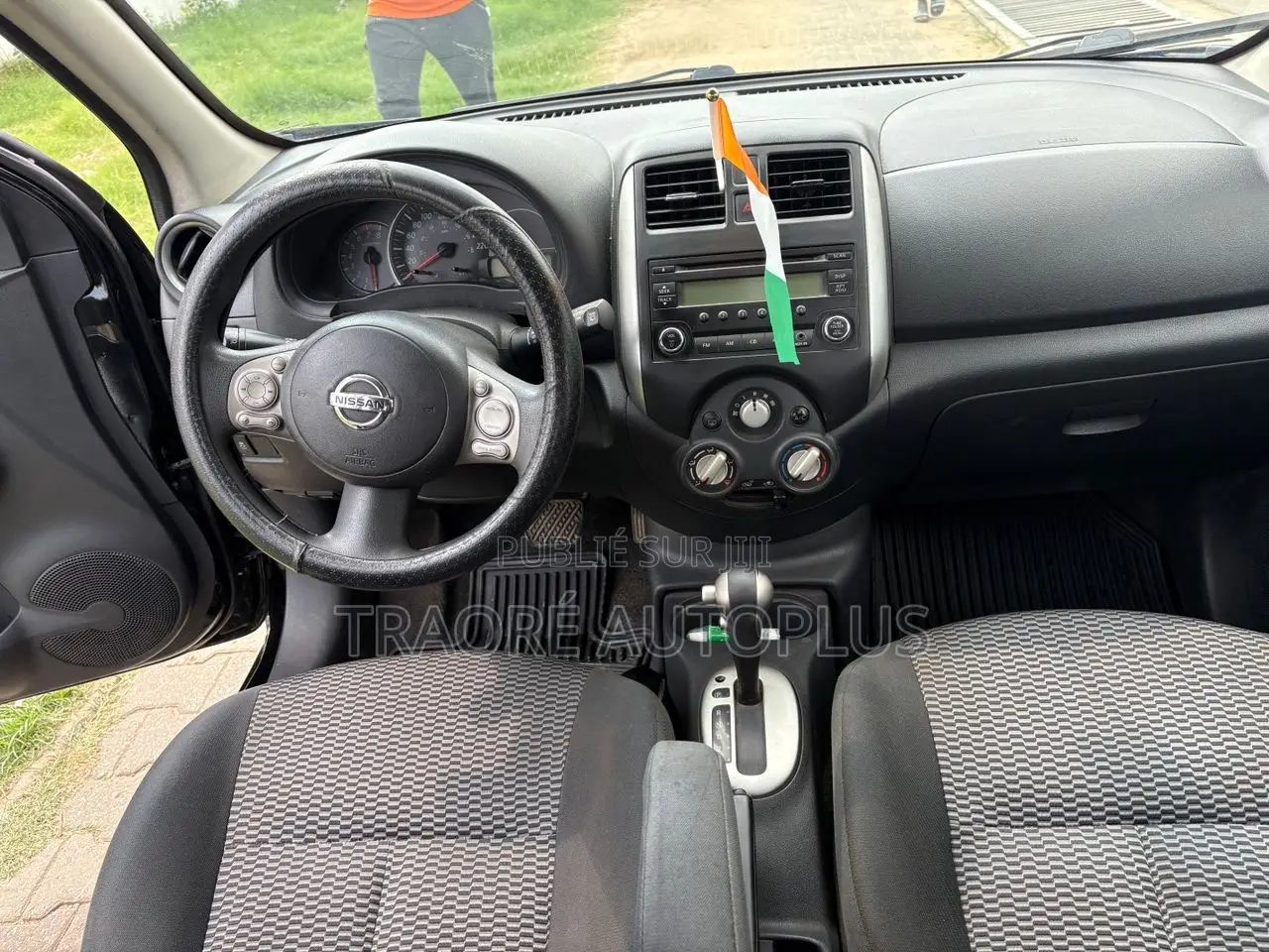 Nissan Micra 2017 Black