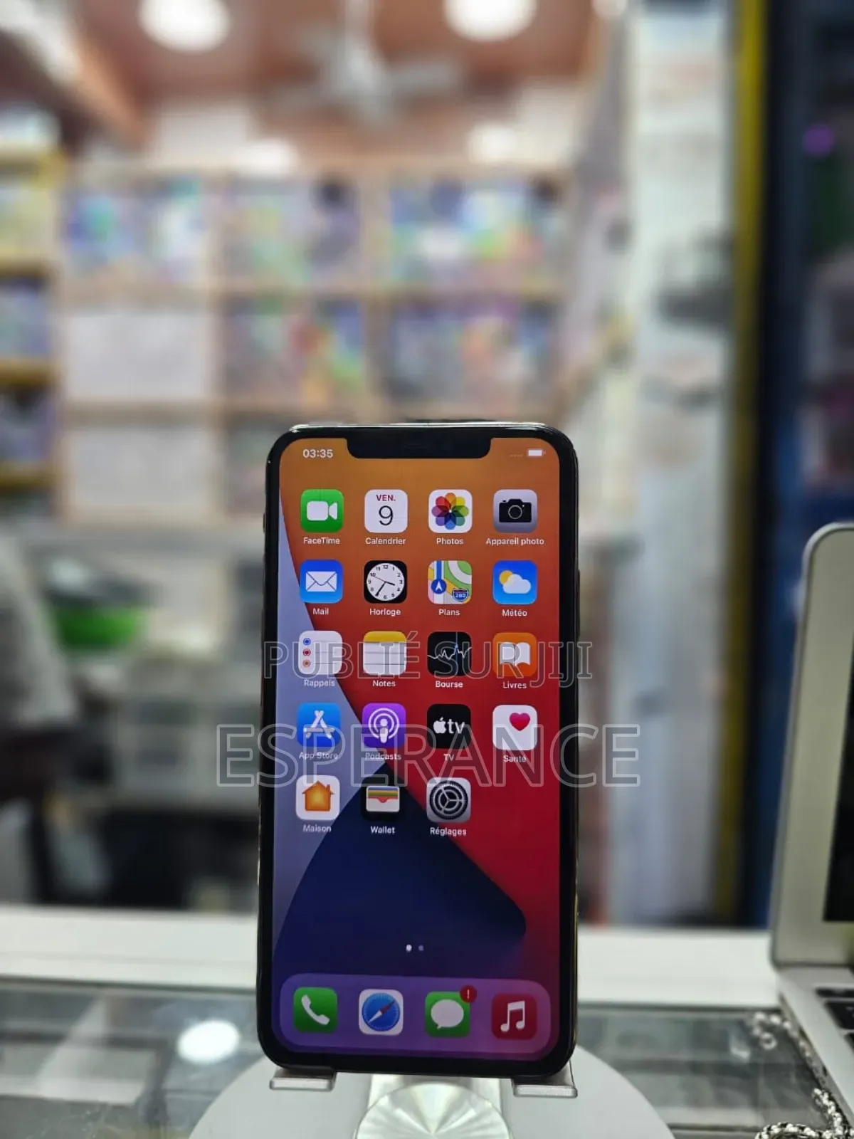 Apple iPhone 11 Pro Max 64 GB Doré