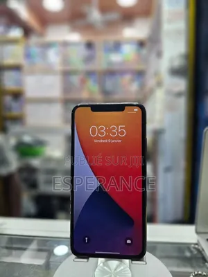 Apple iPhone 11 Pro Max 64 GB Doré