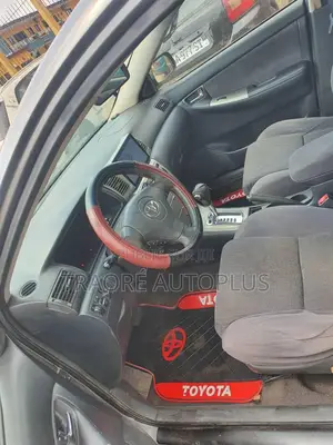 Toyota Corolla 1.4 Sedan 2002 Gris