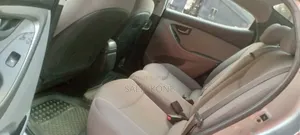 Hyundai Elantra 2017 Gris