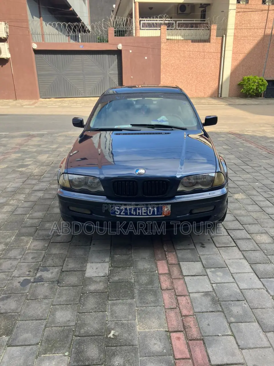 BMW 318i 2002 Blue