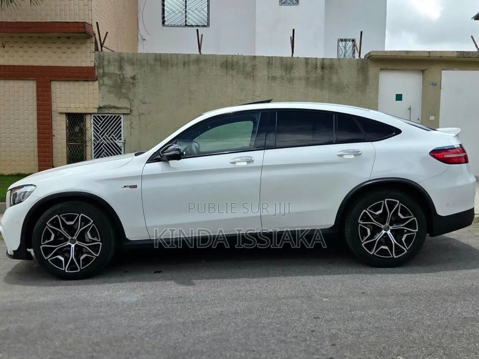 Mercedes-Benz GLC-Class 2020 Blanc cassé