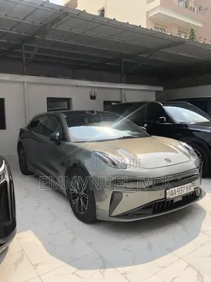 New Zeekr 001 2024 Vert