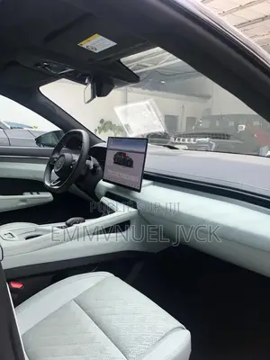 New Zeekr 001 2024 Vert