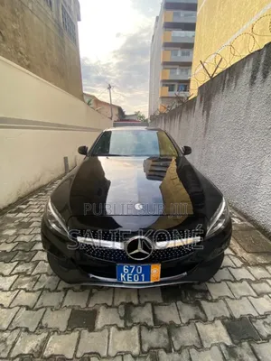 Mercedes-Benz C300 2017 Black