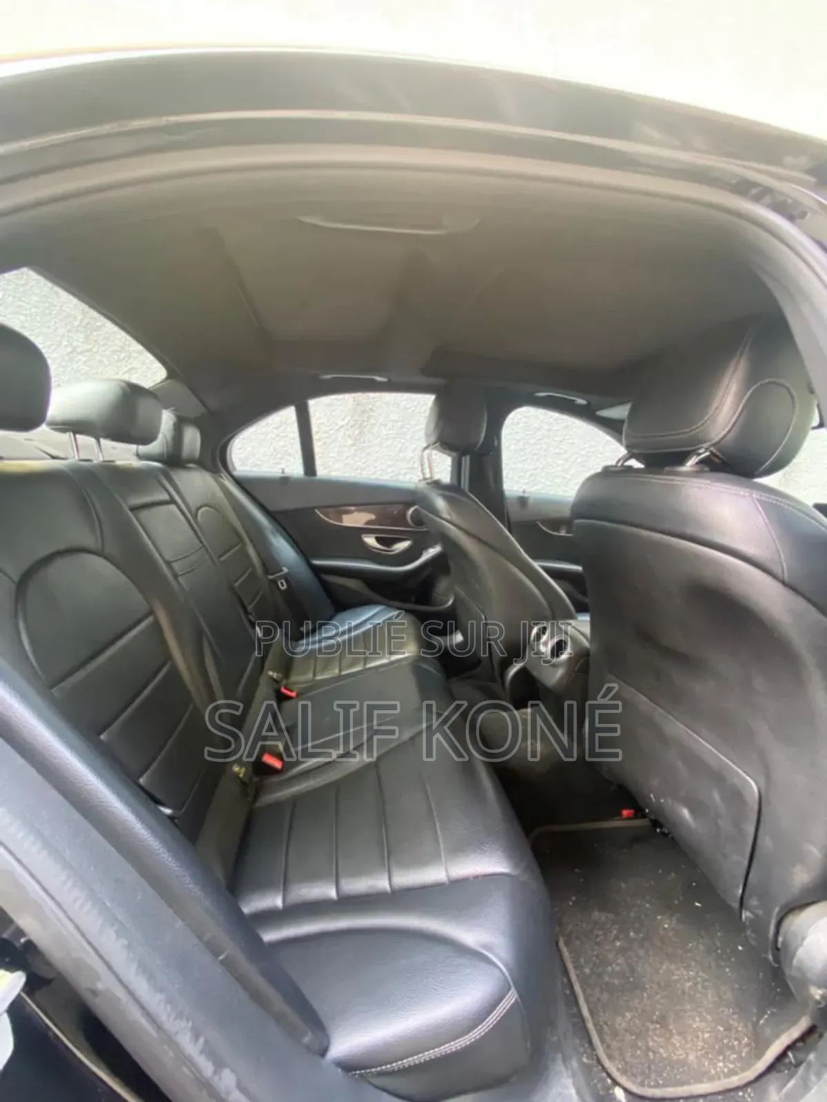 Mercedes-Benz C300 2017 Black