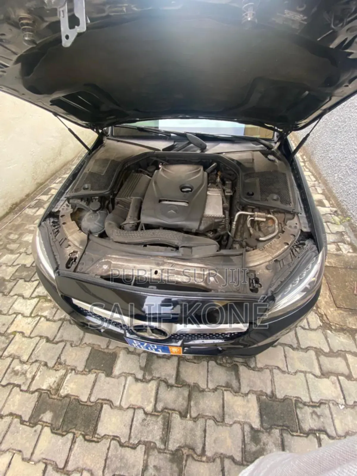 Mercedes-Benz C300 2017 Black