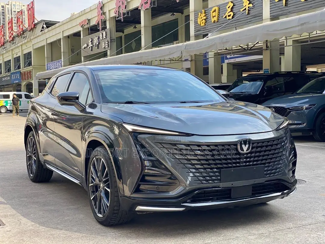 New Changan UNI-T 1.5 FWD 2023 Gris