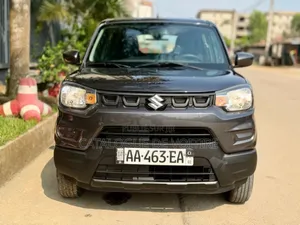 Suzuki S-Presso 2024 Gris