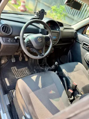 Suzuki S-Presso 2024 Gris