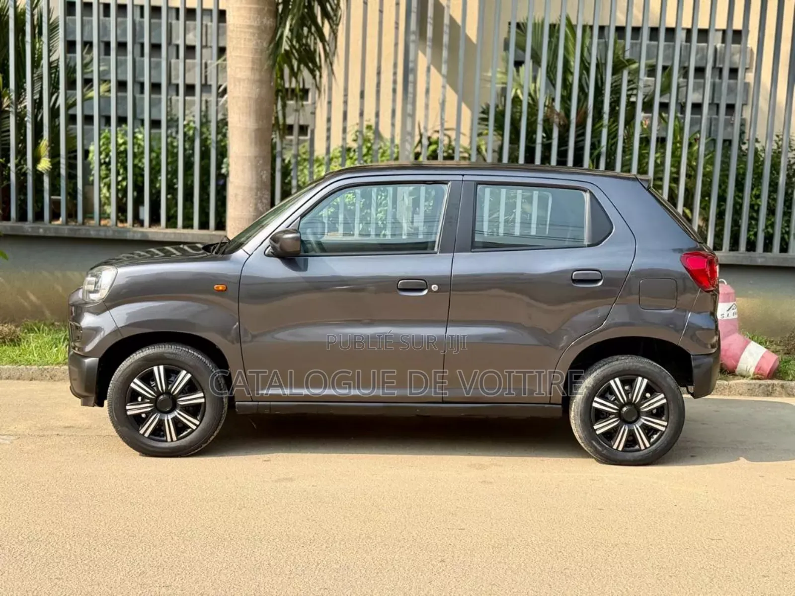 Suzuki S-Presso 2024 Gris