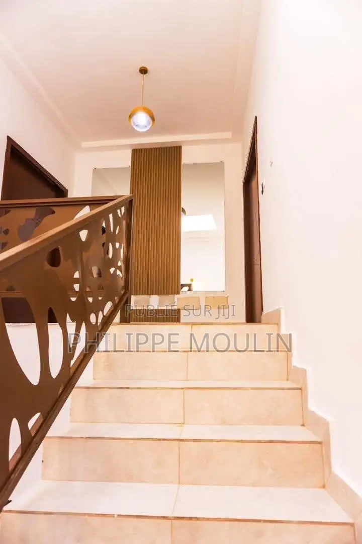 6chbre Appartement dans Elite Immobilier, Bingerville à Vendre
