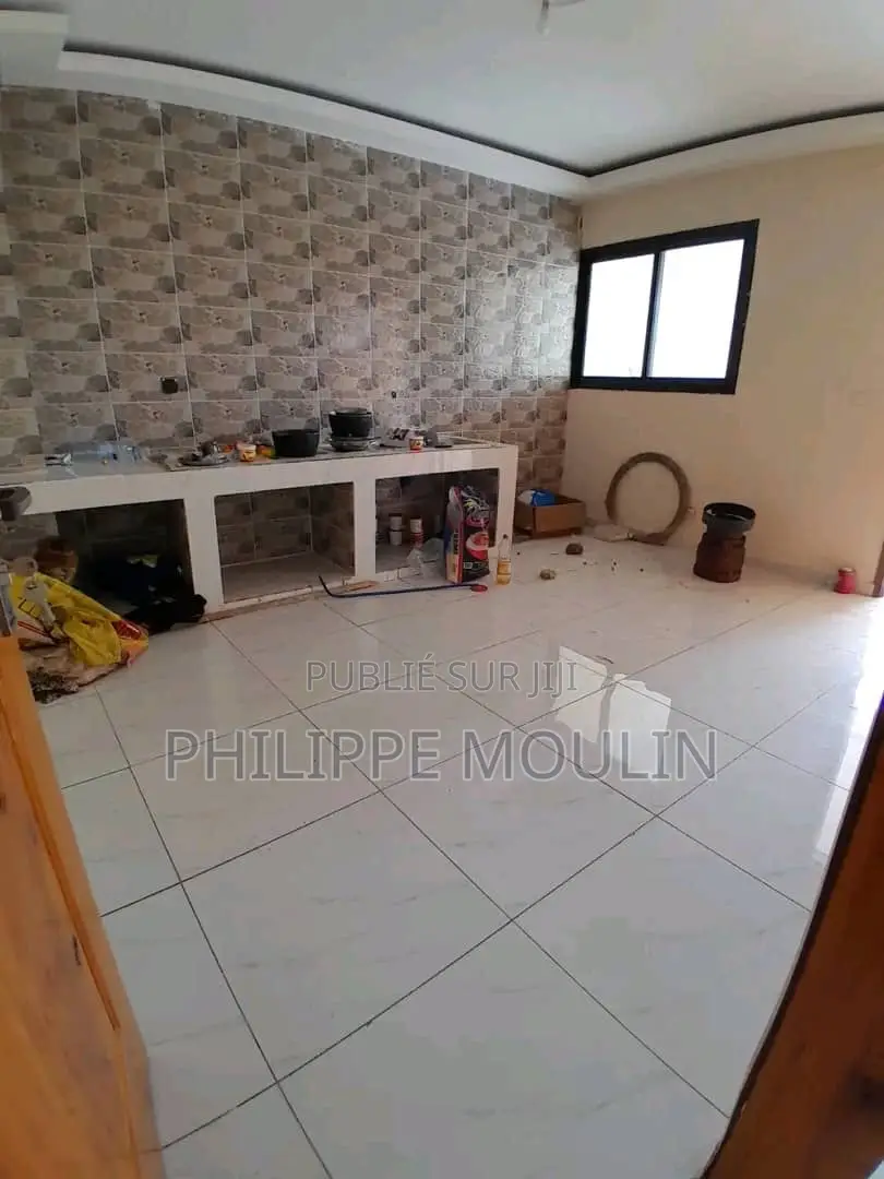 6chbre Appartement dans Elite Immobilier, Bingerville à Vendre