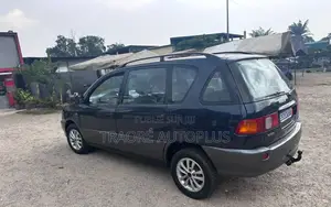 Toyota Picnic 2.2 D 1999 Blue