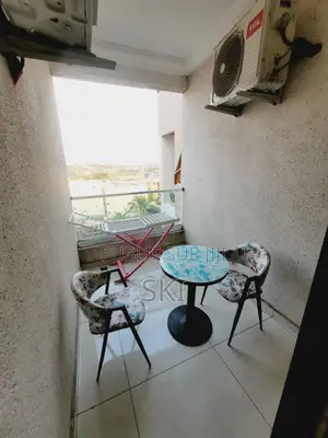 1chbre Appartement dans Cocody à Louer