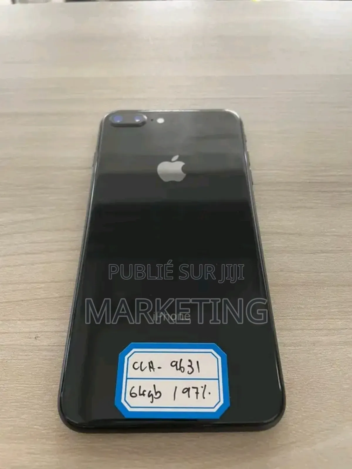 New Apple iPhone 8 Plus 64 GB Doré
