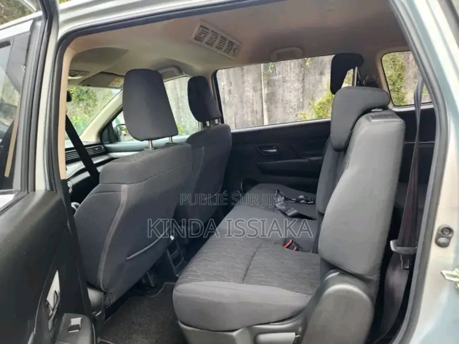 Suzuki Ertiga 2024 Gris