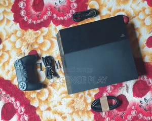 Ps4 Fat Super Propre. La Photo Est en Temps Réel, Sans Retouche.