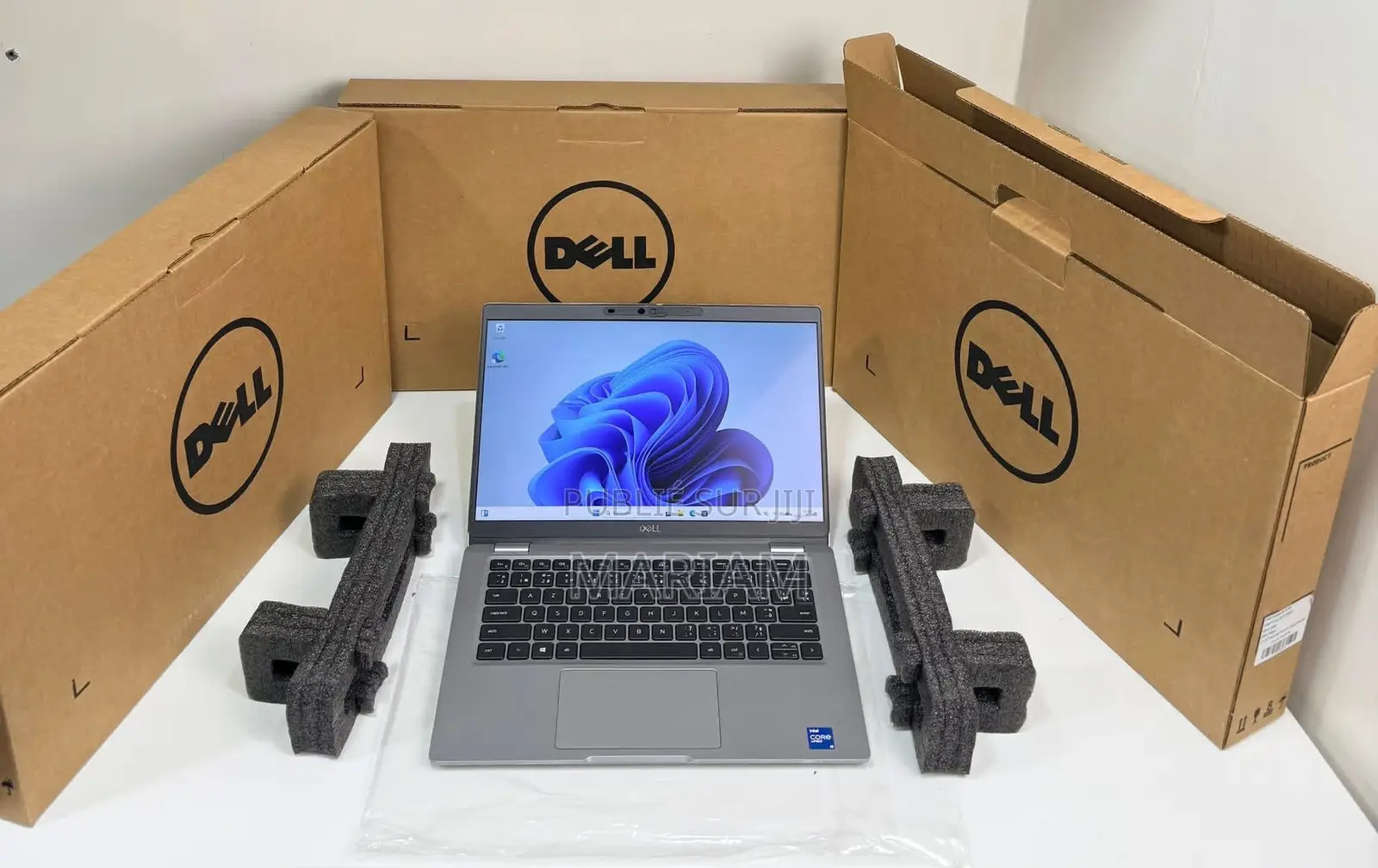 Neuf Ordinateur Portable Dell Latitude 5320 16GB Intel Core I5 SSD 512GB
