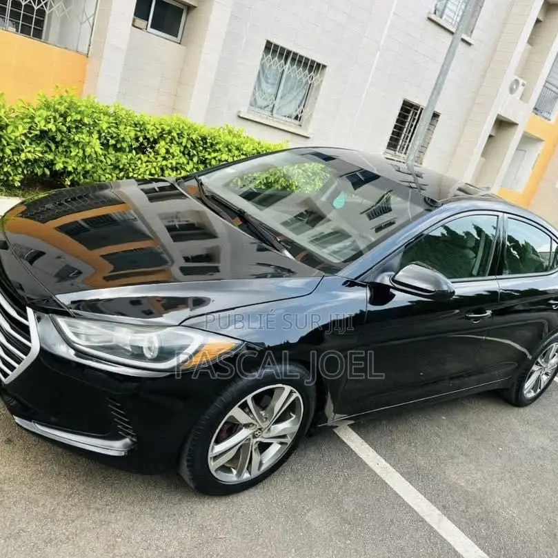 Hyundai Elantra 2018 Black