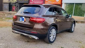 Mercedes-Benz GLC-Class 2016