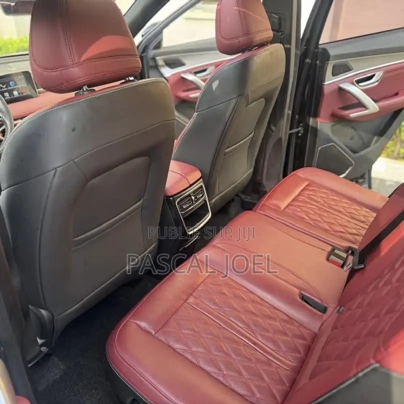 Jetour X70 2025 Black