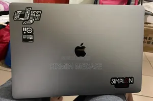 Ordinateur Portable Apple MacBook 2019 16GB Intel Core I7 SSD 512GB