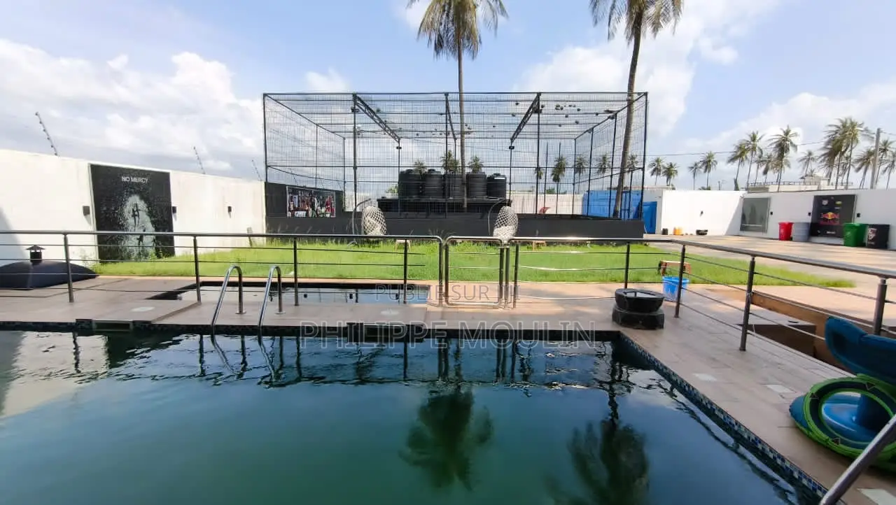 Furnished 9chbre Duplex dans Elite Immobilier, Port-Bouët à Vendre