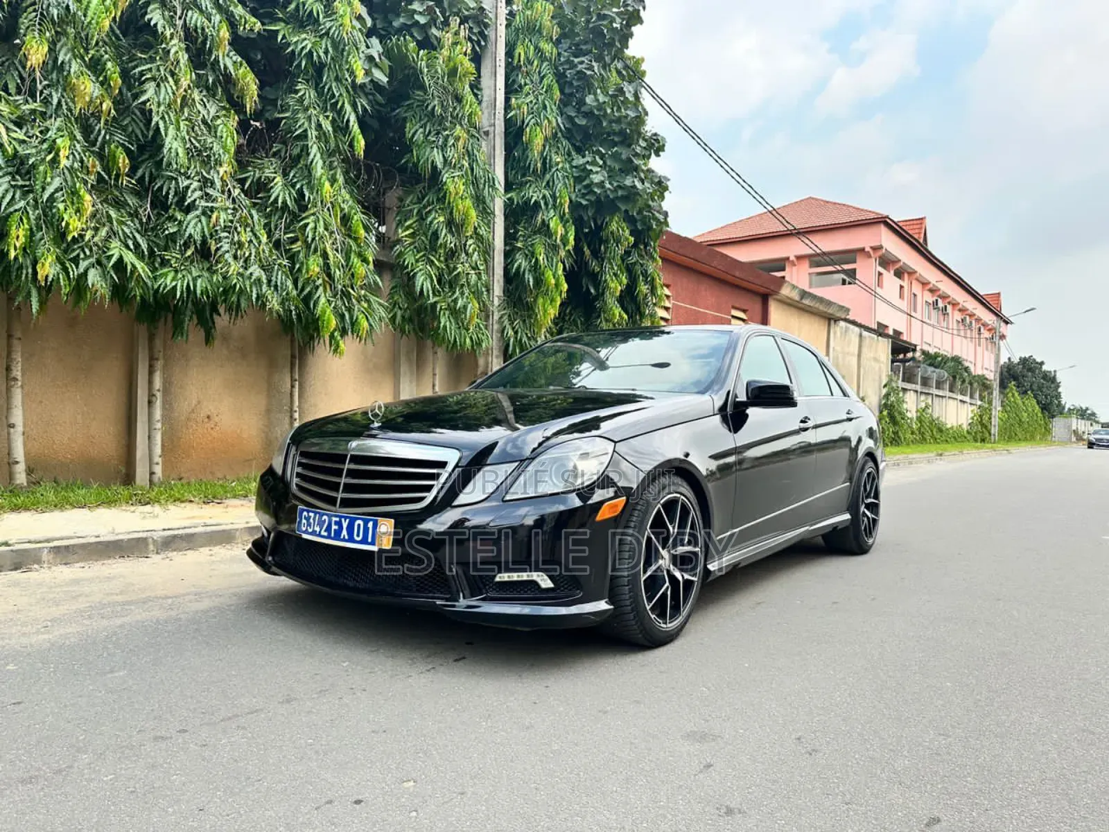 Mercedes-Benz E350 2012 Black