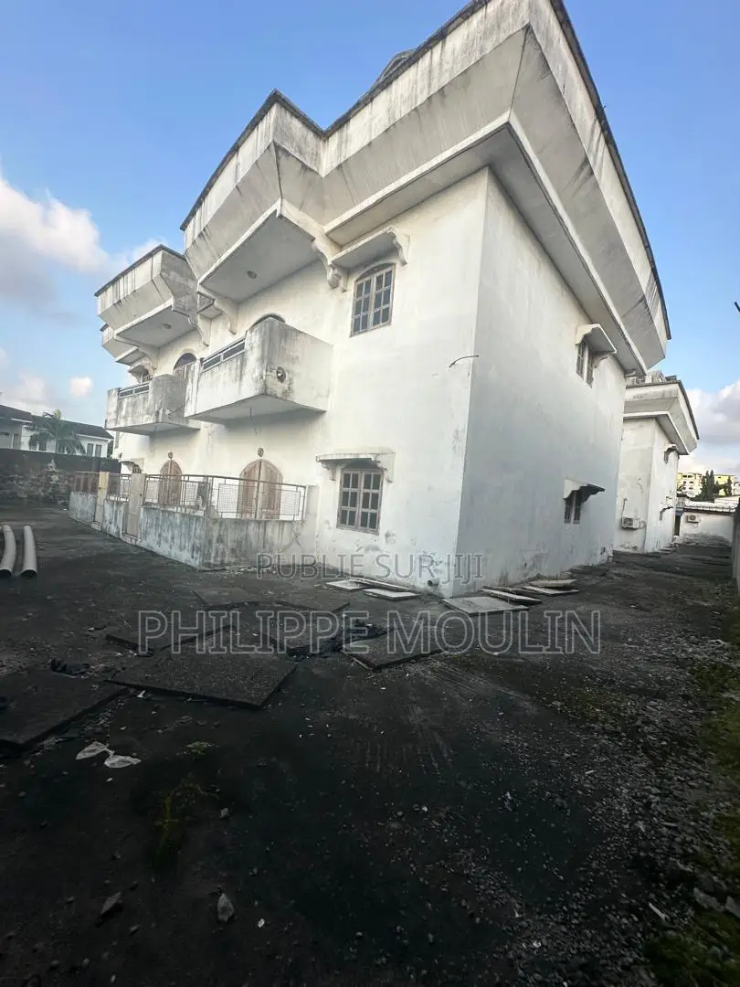 20chbre Villa dans Elite Immobilier, Cocody à Louer