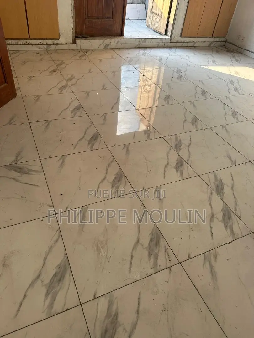 20chbre Villa dans Elite Immobilier, Cocody à Louer