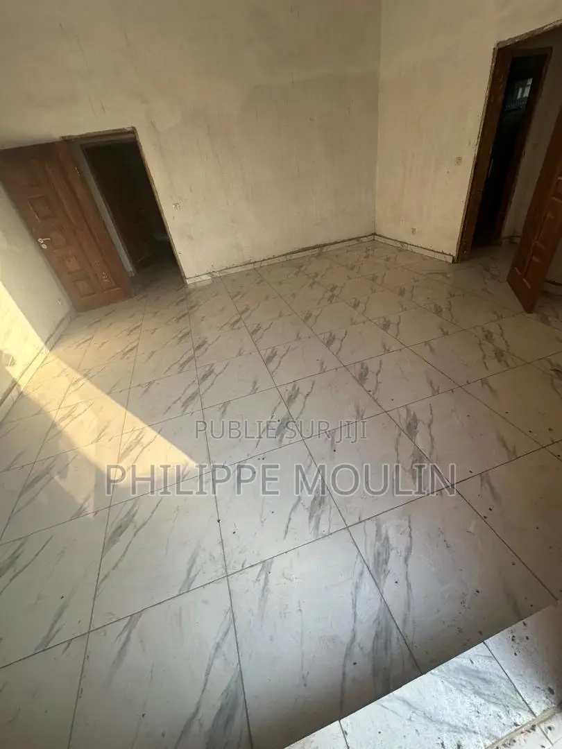 20chbre Villa dans Elite Immobilier, Cocody à Louer