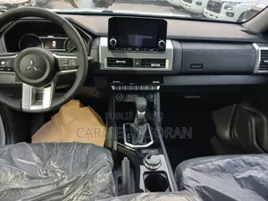 New Mitsubishi L200 2025 Blanc