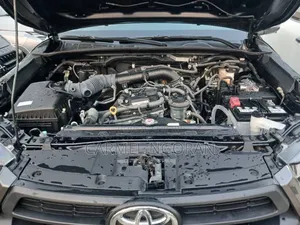 New Toyota Hilux 2025 Black