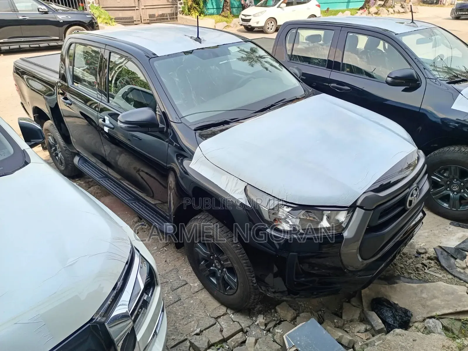 New Toyota Hilux 2025 Black
