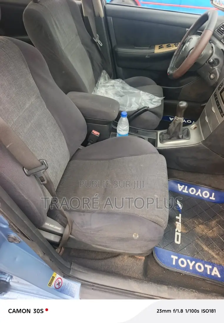 Toyota Corolla 2003 Blue