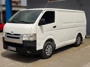 Toyota HiAce 2020 Blanc