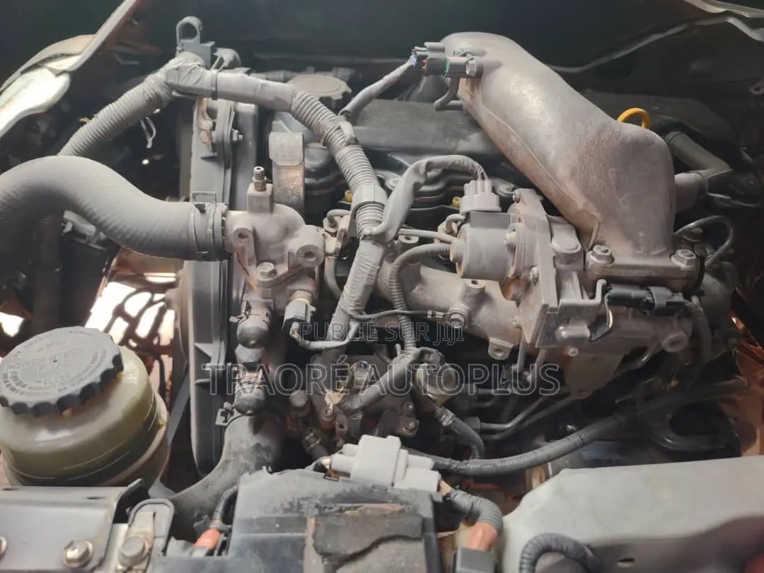 Toyota HiAce 2020 Blanc