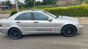 Mercedes-Benz C200 2003 Argenté