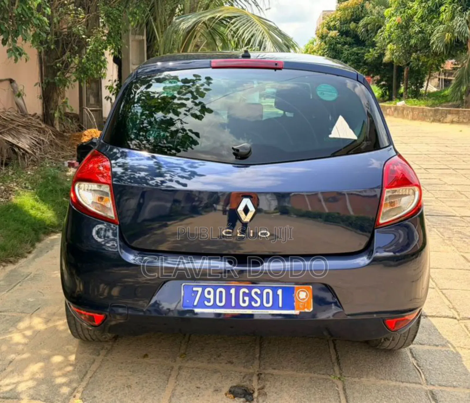 Renault Clio 2010 Blue