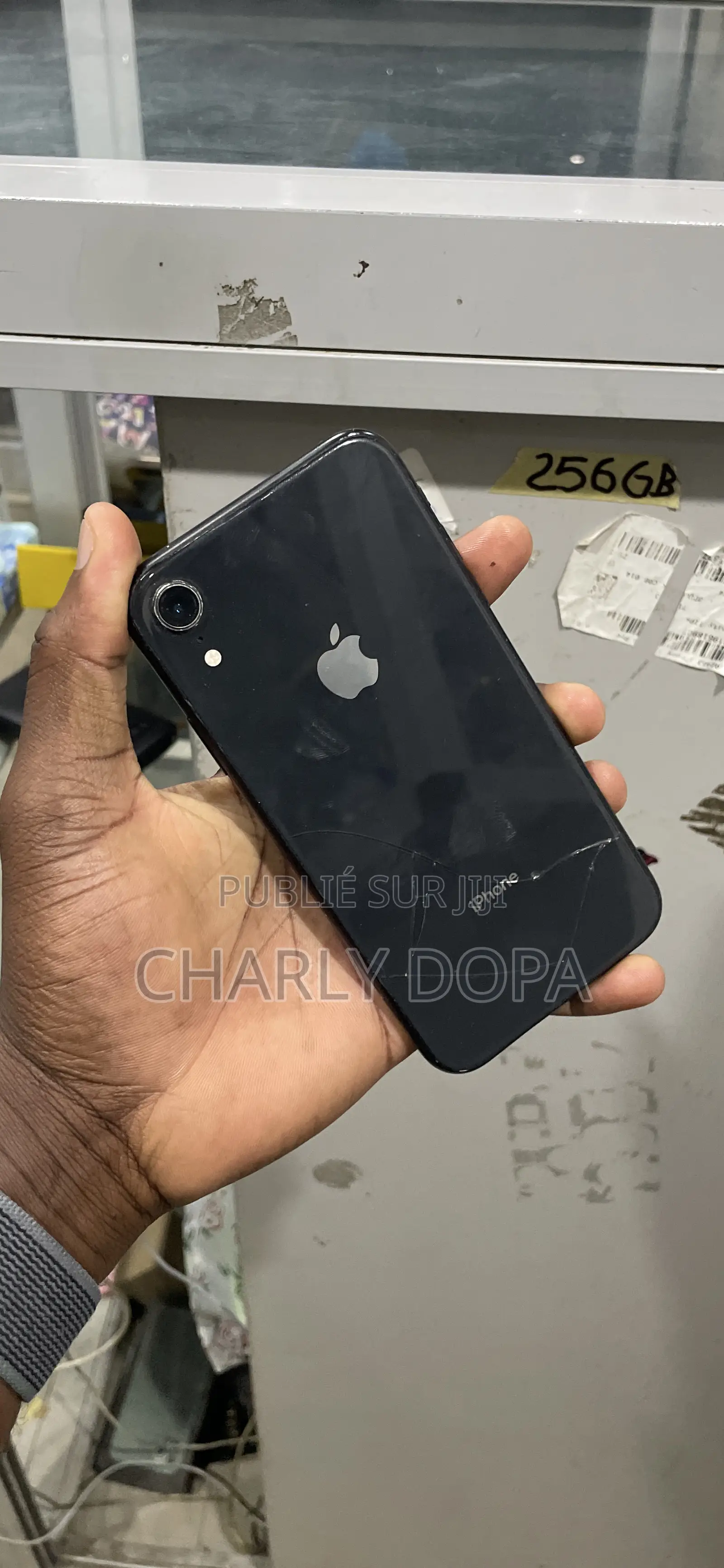 Apple iPhone XR 64 GB Black