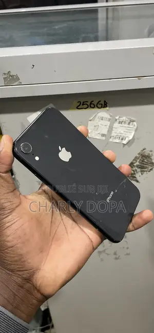 Apple iPhone XR 64 GB Black